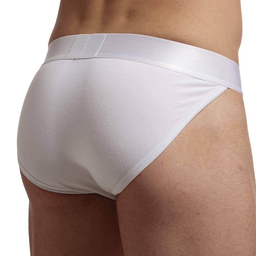 The Millionaire Briefs - Barabros